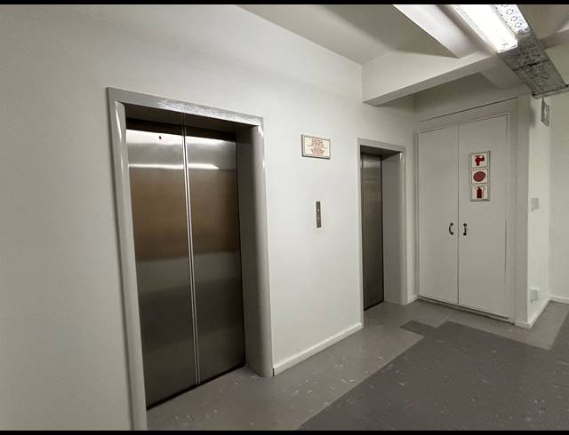 92M² BUILDING TO LET IN CAPE TOWN CITY CENTRE